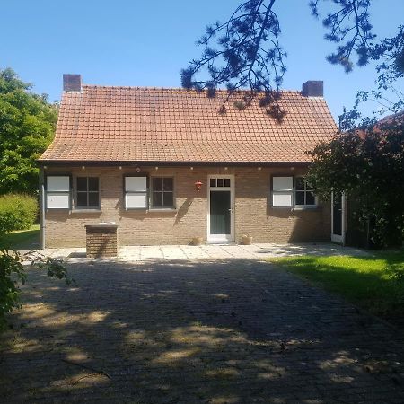 De Bedstee Villa Schoondijke Luaran gambar