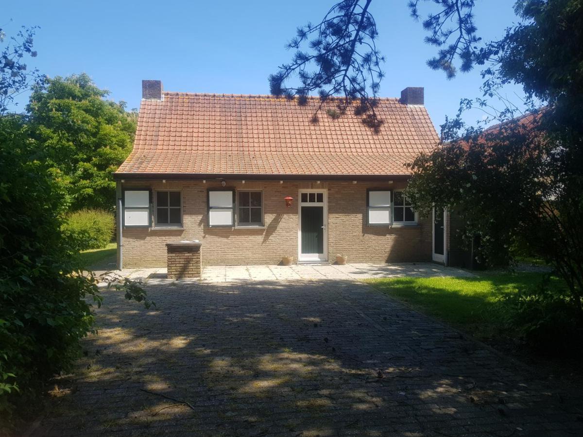 De Bedstee Villa Schoondijke Luaran gambar